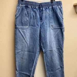 Elastic waist jeans
